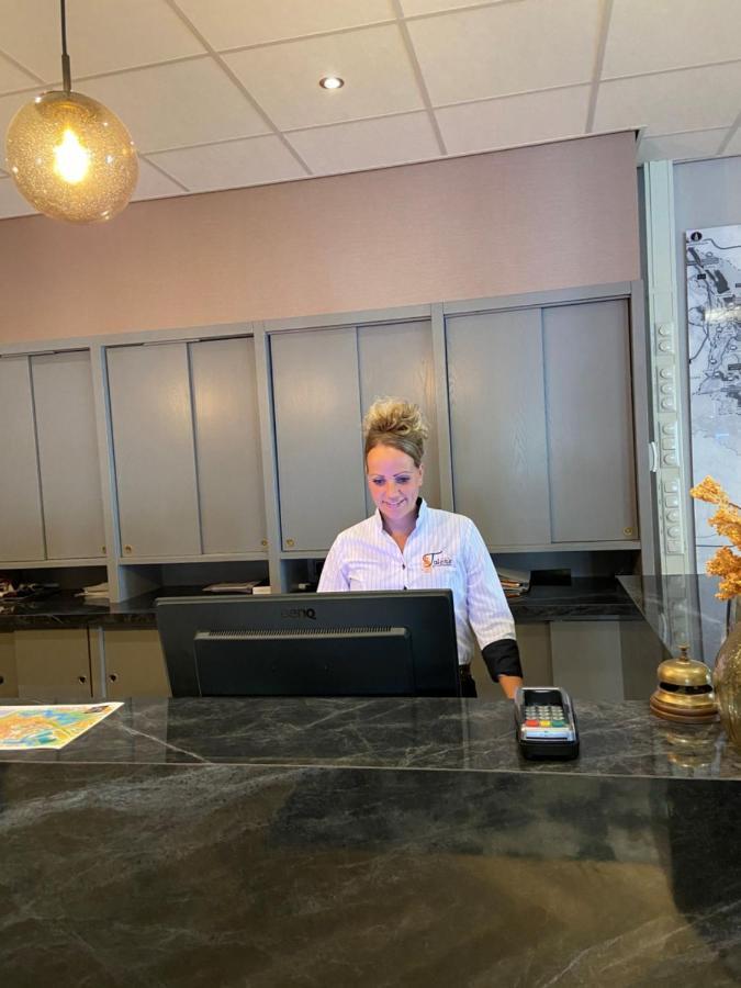 Hotel Restaurant Talens Coevorden Bagian luar foto